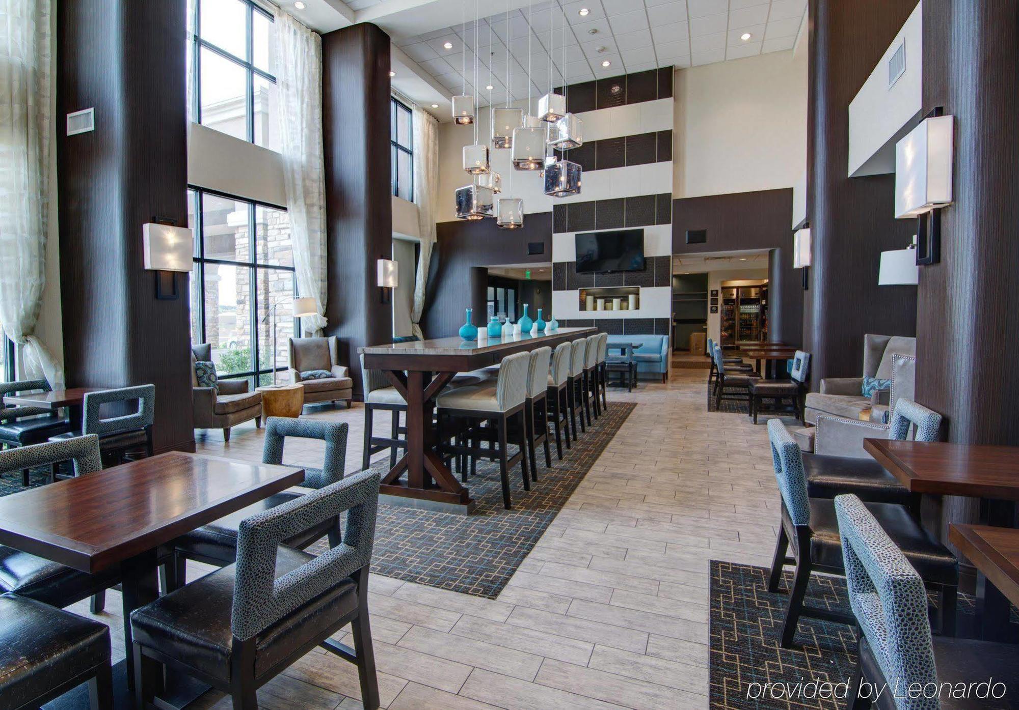 Hampton Inn & Suites Mobile Providence Park/Airport Exterior foto