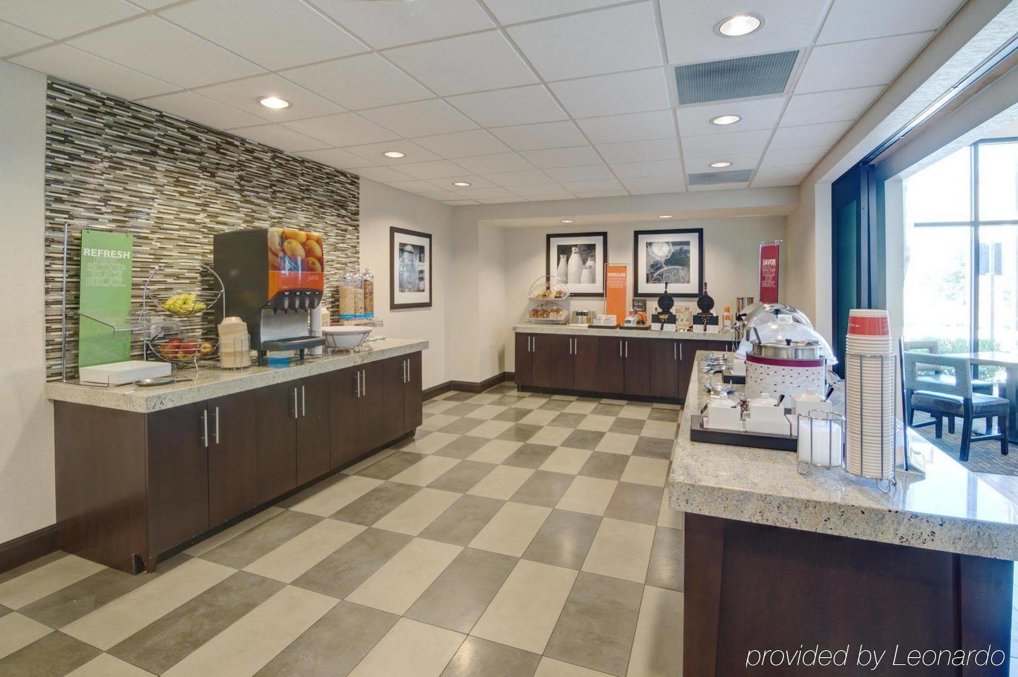Hampton Inn & Suites Mobile Providence Park/Airport Exterior foto